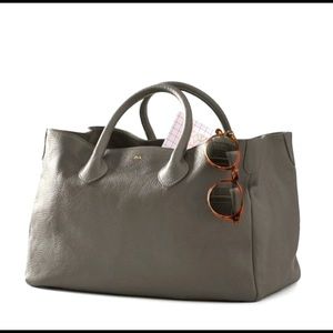 MARK & GRAHAM The Elisabetta Leather Slouch Handbag in Fog